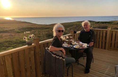 Reykjarholl Bed & Breakfast | Guesthouse Gimbur