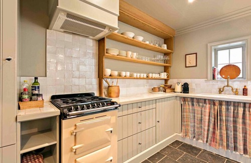 Historical Center Bruges House | Guesthouse Groeninghe in the centre of Bruges