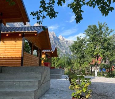 Valbone House | GuestHouse Hydajet Selimaj