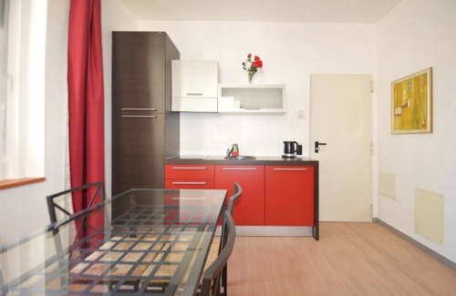Lugano Apartment | GuestHouse Lugano University