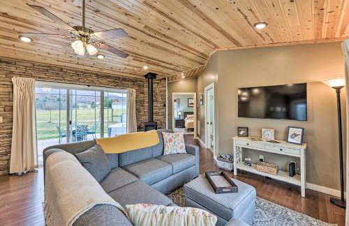 Marlinton House | Guesthouse on Lonesome Hollow Hot Tub and Mtn Views