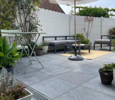 Mariakerke House | Guesthouse Poppies , Free Parking
