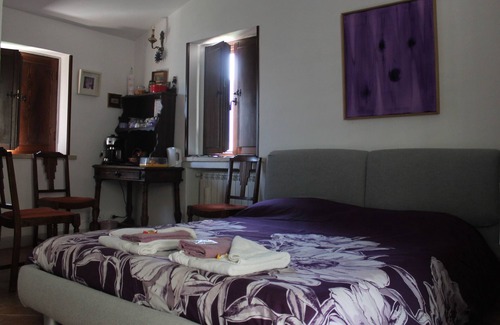 Precetto Bed & Breakfast | Guesthouse Runcini Triple Room -10 min from Marmore waterfalls