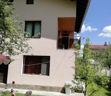 Oreshak House | Guesthouse Vanessa