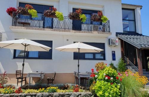 Slunj House | Guesthouse Vila