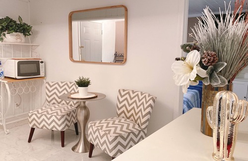 Dock Junction House | Guesthouse w 2 bedrooms at the heart of Brunswick, close to St Simons Island