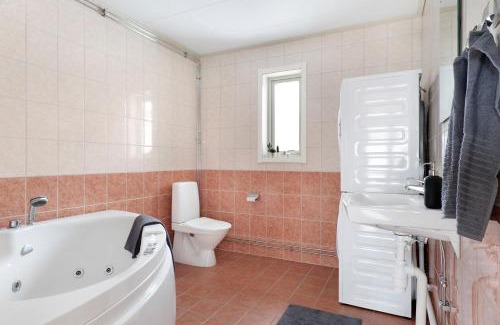 Boden Apartment | Guestly Homes - 1BR Cozy Apartment