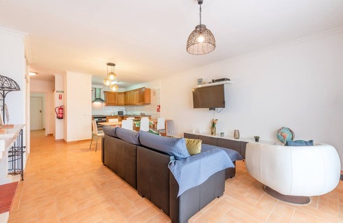Ericeira Apartment | GuestReady - Holliday House - Ericeira