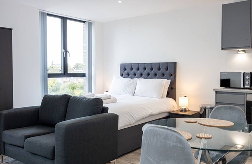 Vauxhall Apartment | GuestReady - Studio in Liverpool