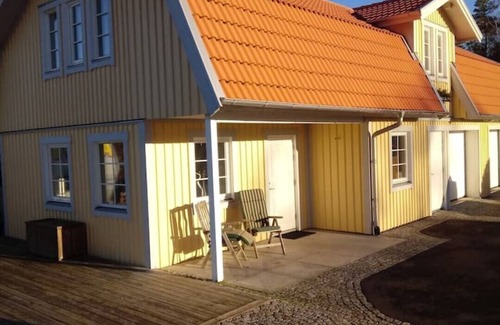 Save Villa | Gula Huset Mellan Kungälv, Torslanda och Göteborg