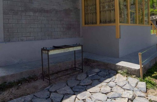 Gulmit Apartment | Gulbast House