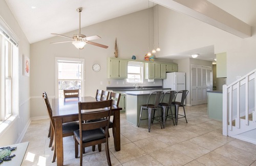 Dauphin Island House | Gulf Front - 5BR - 2BA - 120 Steps to Beach!
