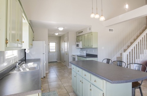 Dauphin Island House | Gulf Front - 5BR - 2BA - 120 Steps to Beach!