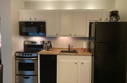 Bonita Springs Apartment | Gulf Views & Sea Breezes from Top Floor