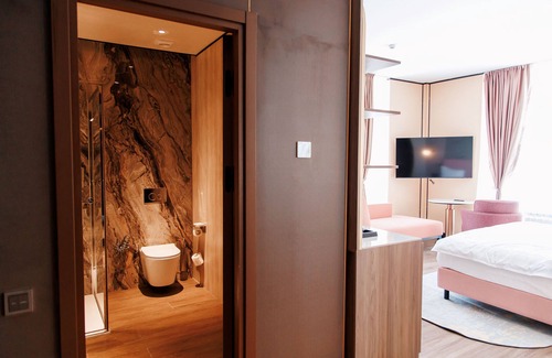 Yusufhona Hotel | GULKAM RESORT