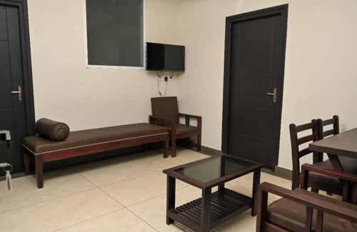 Kuppaayil Apartment | Guruyaroor suites