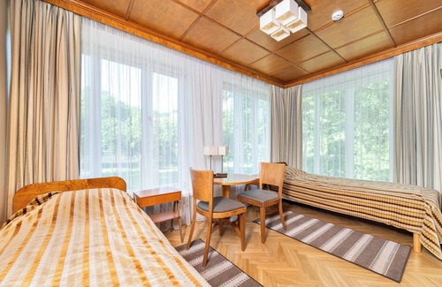 Kadriorg House | Gustav Ernesaks House