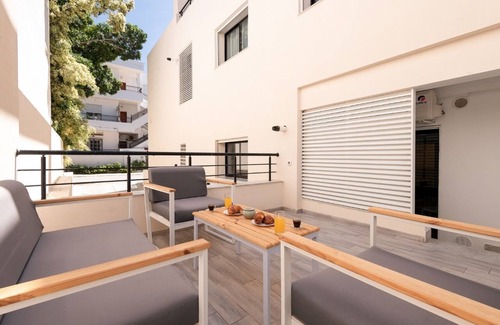 La Marsa Apartment | Gustave Flaubert