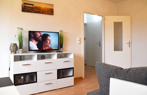 Guben Apartment | GUWO guest apartment Platanenstrasse 1 - Guest apartment Platanenstrasse 1/room 138
