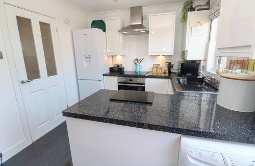 Helston House | GWARTH AN DRAE, with a garden in Helston