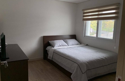 Gyeongju Hotel | Gyeongju Bulguksa Roamers Stay