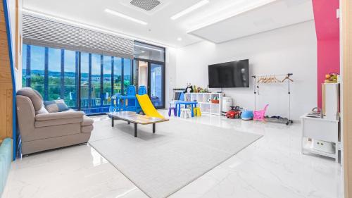 Gyeongju House | Gyeongju cheongun28 kids Poolvilla