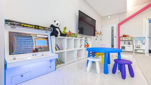Gyeongju House | Gyeongju cheongun28 kids Poolvilla