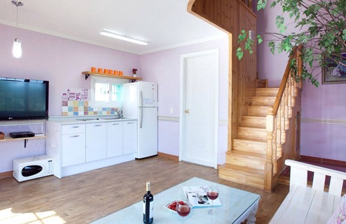 Gyeongju House | Gyeongju Orsay Pension