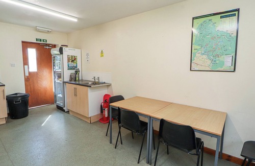 Glentress Cottage | GYPSY GLEN, romantic, with open fire in Peebles