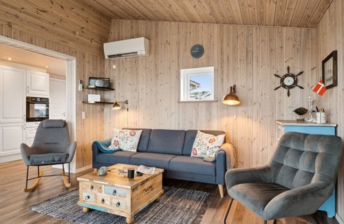Ronde House | "Gyrid" - 150m from the sea by Interhome