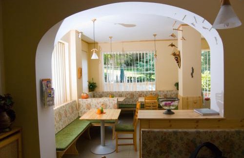 Tamasi House | Hársfa Szálló