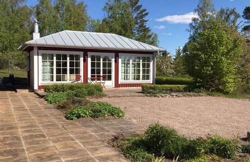 Tranas House | Härlig Villa i Lantlig Miljö Nära Sjön Sommen