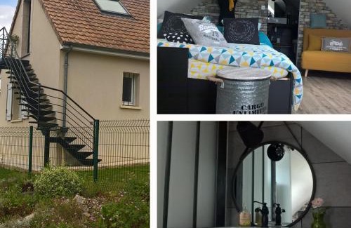 Saint-Mars-d'Outille House | Hébergements indépendants chez l'habitant