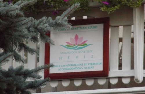 Heviz House | Hévízi fecskefészek