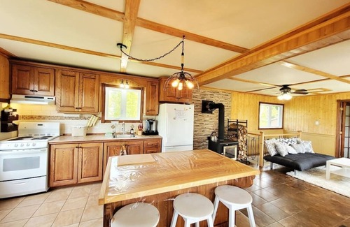 Disraeli Ski Chalet | Hôtel à la maison - La Béatitude du lac avec spa