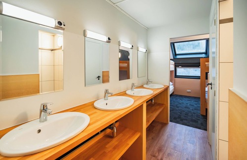 Pont-a-Lesse Hotel | Hôtel Aquatel