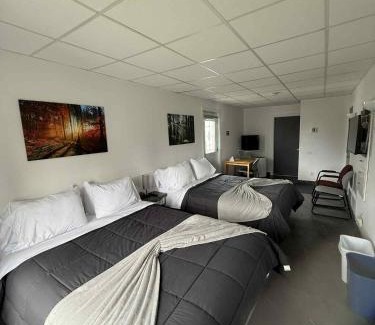 St. Felicien Hotel | Hôtel Auberge St-Félicien
