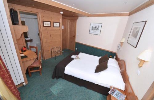 Chamonix City Centre Hotel | Hôtel de L'Arve by HappyCulture