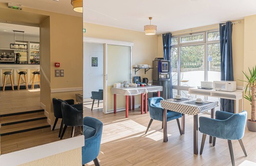 Saint-Pol-de-Leon Hotel | Hôtel de la Mairie