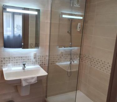 Fecamp Hotel | Hôtel Du Commerce