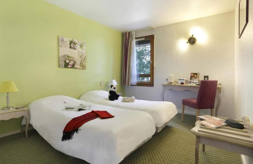 Saint-Gervais-la-Foret Hotel | Hôtel Ikar - Fast Hotel Blois