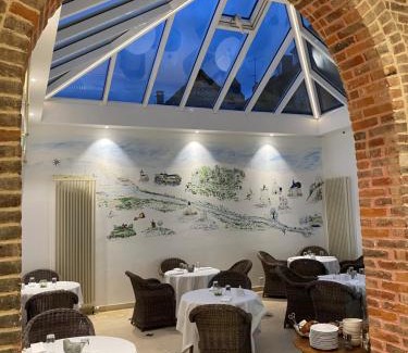Saint-Riquier Hotel | HÔTEL JEAN DE BRUGES