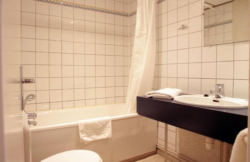 Malo-les-Bains Hotel | Hôtel L'Hirondelle