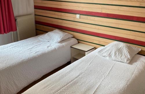 Verdun-sur-le-Doubs Hotel | Hôtel-restaurant Les Trois Maures