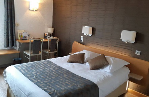 Sainte-Menehould Hotel | Hôtel restaurant Le Cheval Rouge