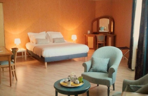 Neufchateau Hotel | Hôtel - Restaurant L'évidence