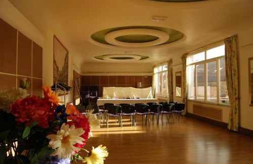 Villedieu-les-Poeles Hotel | Hôtel Saint - Pierre