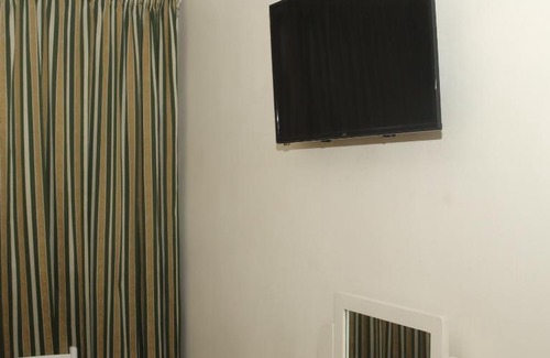 Antananarivo Avaradrano Hotel | HÔTEL TAJ