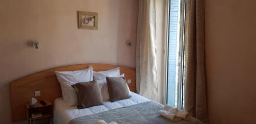 Esquieze-Sere Hotel | Hôtel Terminus