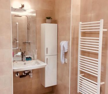 Tarascon-sur-Ariege Hotel | Hôtel Terranostra